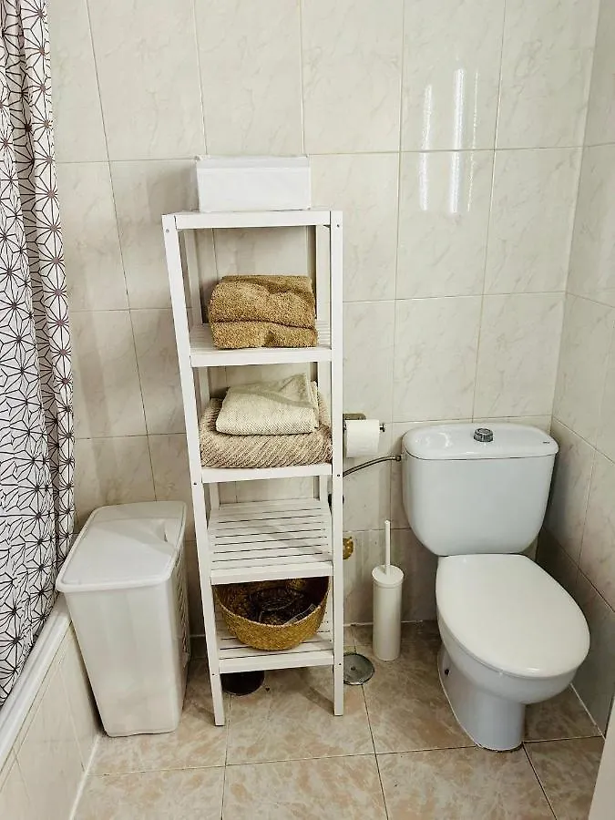 Ocean Front Cozy 2 Bedroom, 3 Beds Spacious- Netflix, Pool, Beach Lift & Fast Wifi Playa del Ingles  Spain