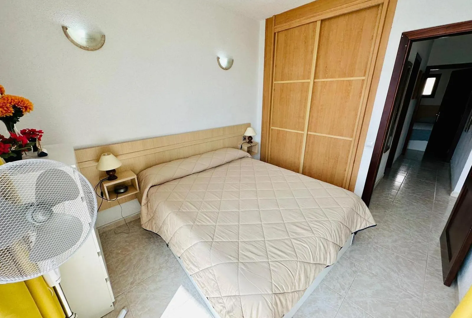 Ocean Front Cozy 2 Bedroom, 3 Beds Spacious- Netflix, Pool, Beach Lift & Fast Wifi Playa del Ingles  Playa del Ingles (Gran Canaria)